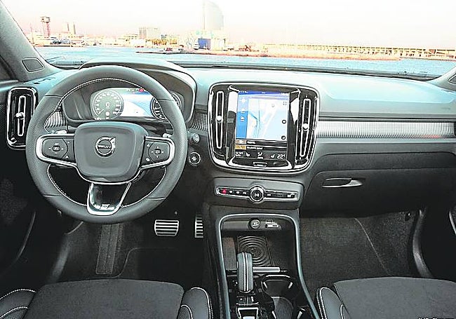 La elegancia también se traslada al interior.