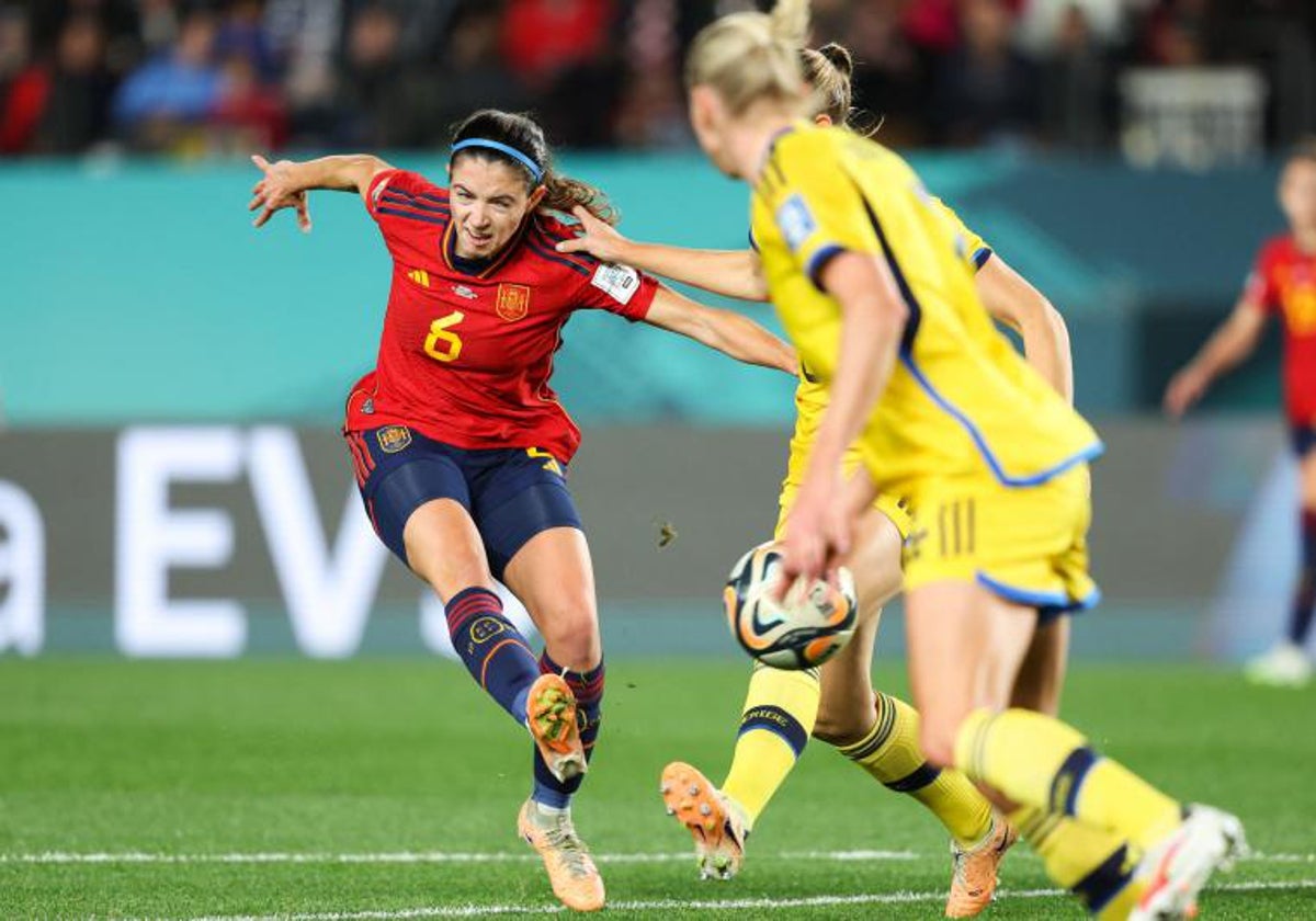 Aitana durante el partido de semifinales ante Suecia