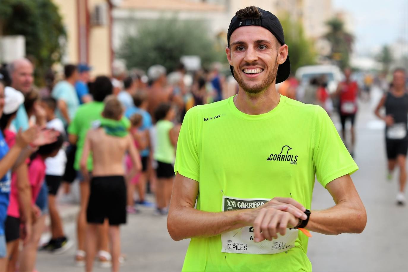 Búscate en la carrera popular Playa de Piles 2023