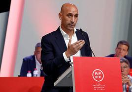 Luis Rubiales, en la sede de la RFEF.