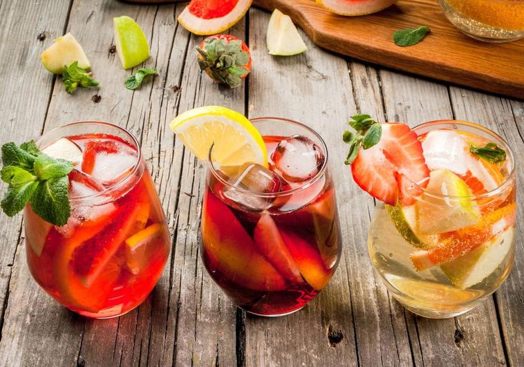 Las infusiones naturales son perfectas para tomar en vernao con hielo y mantener la saciedad durante el día.