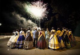 Castillo de fuegos artificiales en las fiestas patronales de Utiel 2022