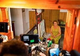 La madre de Rubiales es trasladada al Hospital de Motril tras dos días y medio de huelga de hambre