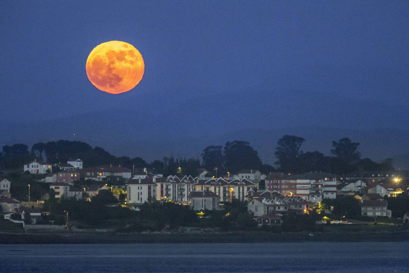 Fotos Más Impactantes De La Superluna Azul De Agosto | Así Se Vio La ...