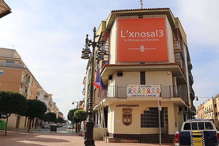 Así se vio la superluna azul de agosto por todo el mundo