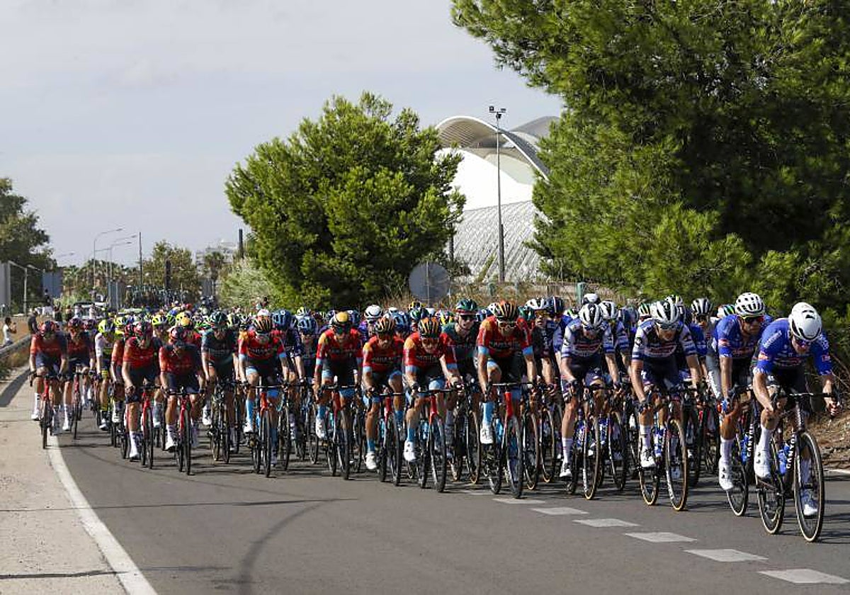 La vuelta ciclista a su paso por Valencia.
