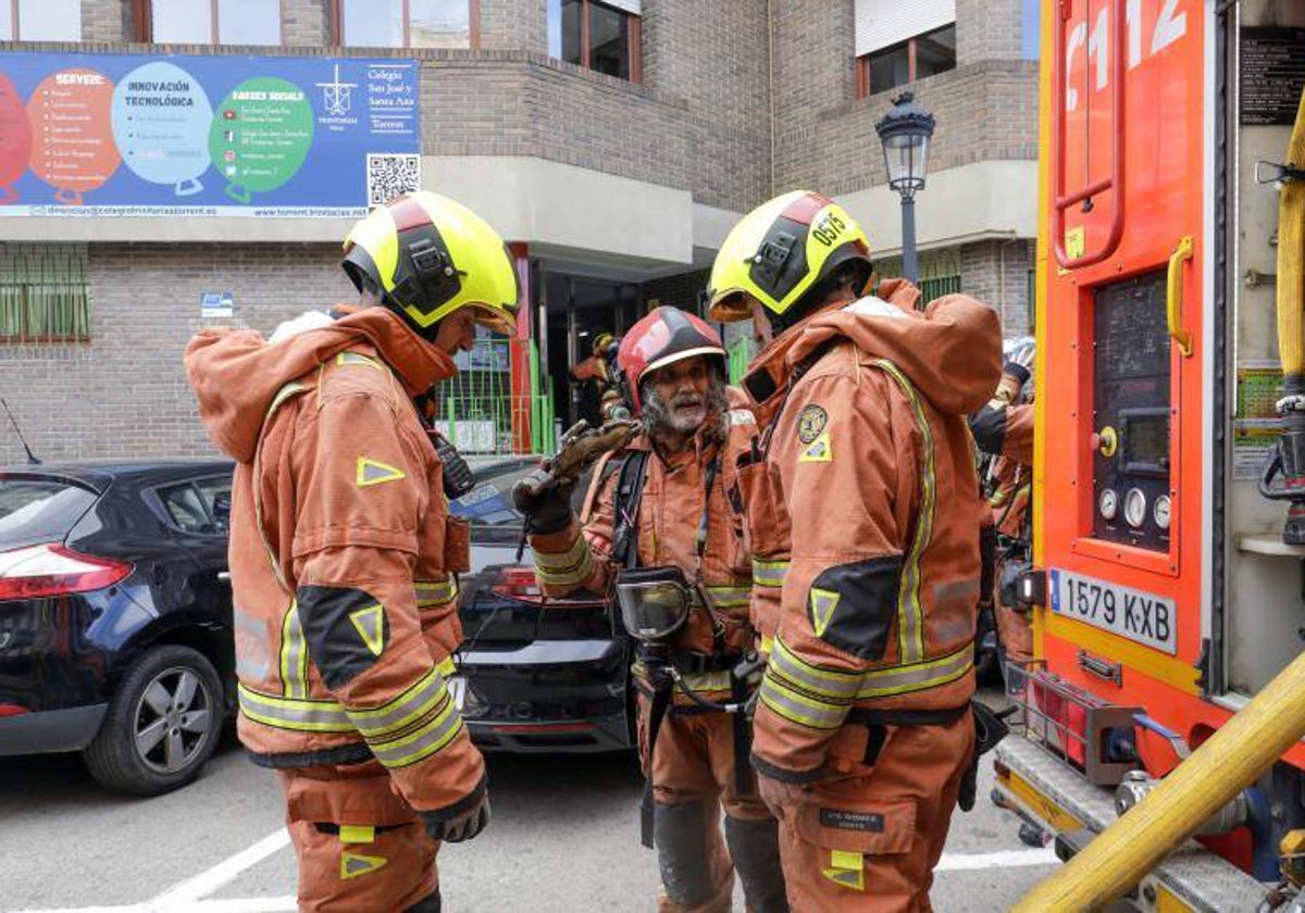 Efectivos de bomberos en una imagen de archivo.