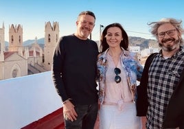 Raúl Martínez, Rosa Catalán y José Miguel Idígoras, en Benissa.