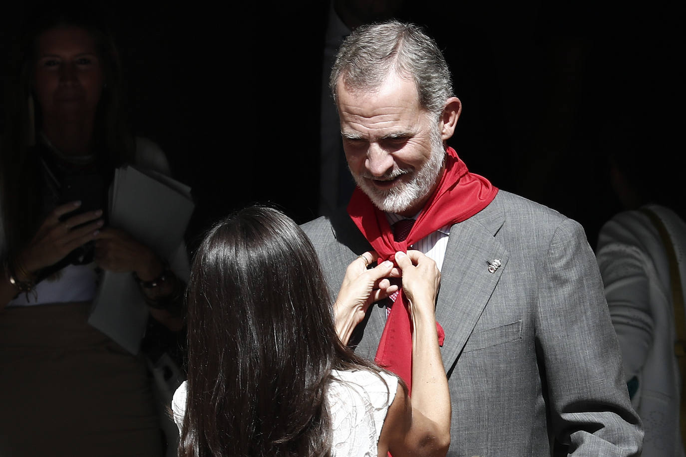 El entrañable gesto de Letizia con Felipe VI en Pamplona