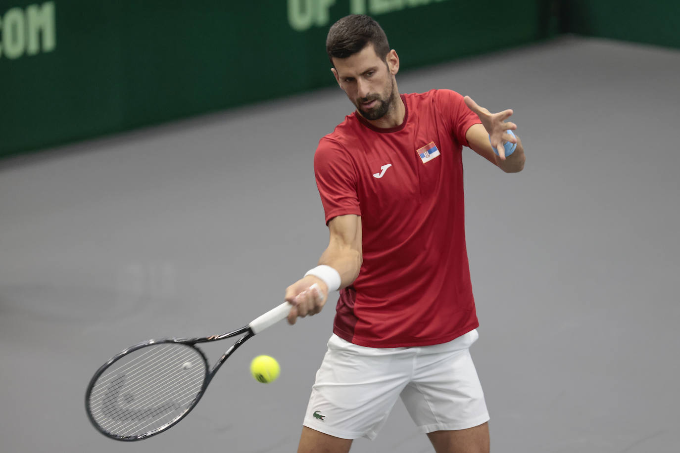 Djokovic se entrena en Valencia