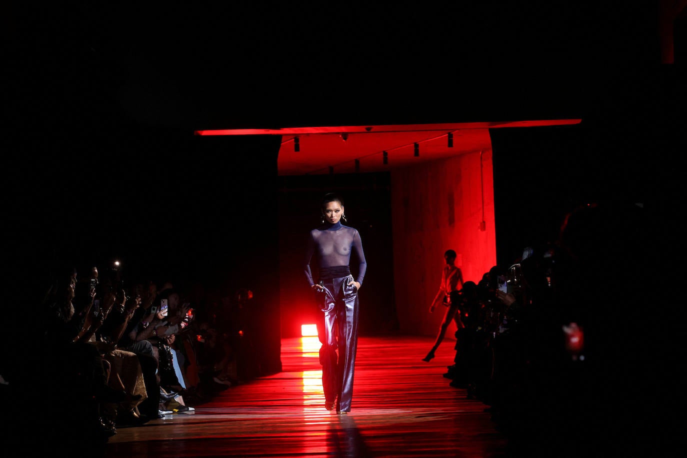 Diseños de LaQuan Smith en la New York Fashion Week 2023