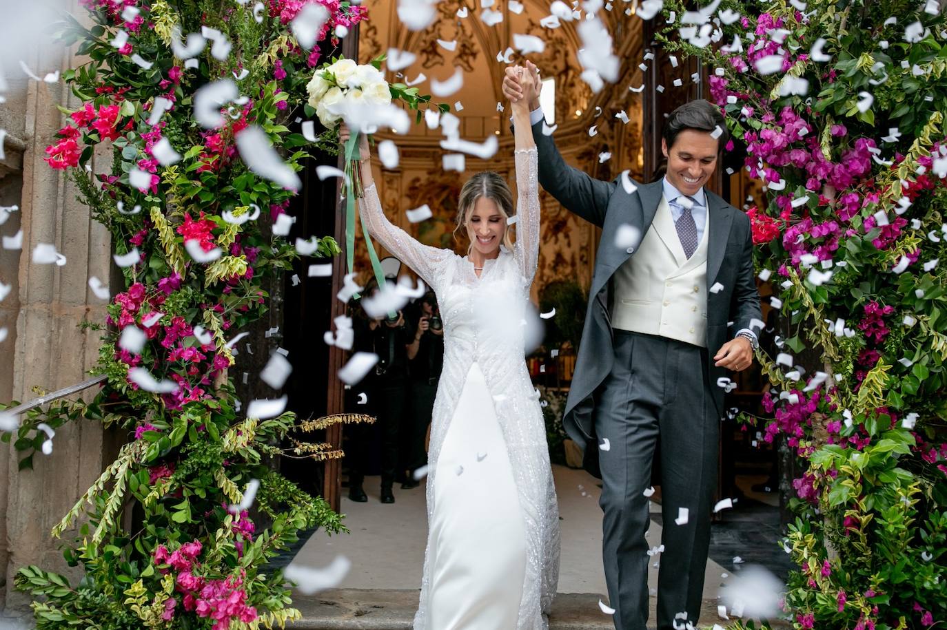 Nuria Pellicer y Varis Guillén, a la salida de la iglesia.