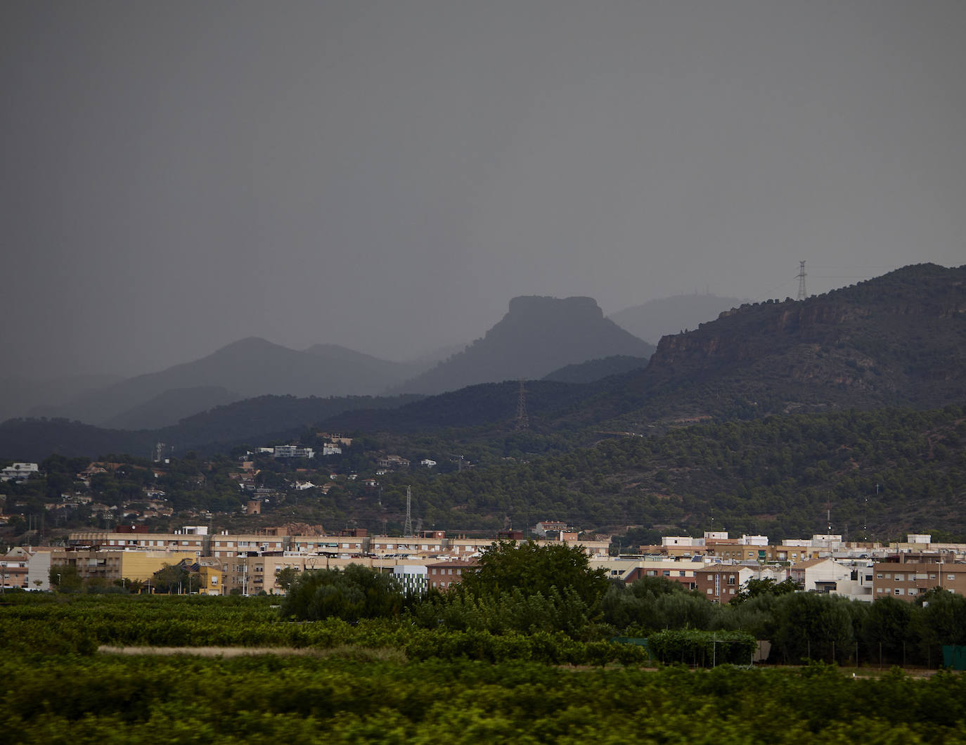 La tormenta descarga con fuerza en la Comunitat Valenciana