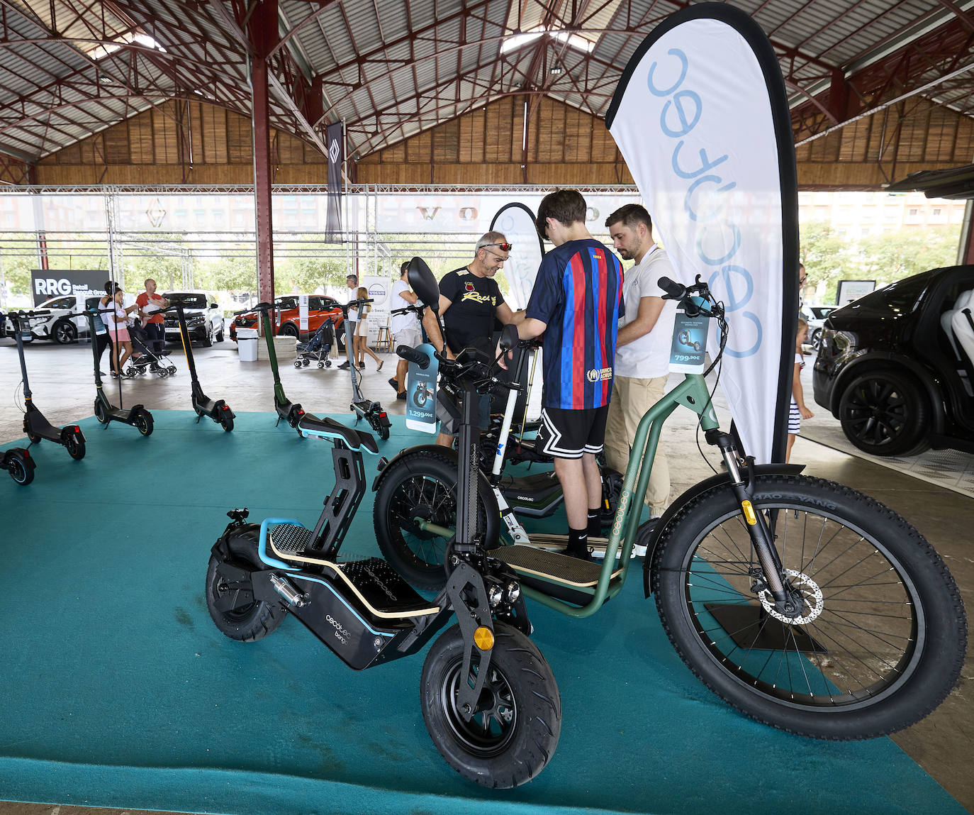 Las mejores imágenes de ECOMOV, la fiesta de la eco-movilidad de Valencia