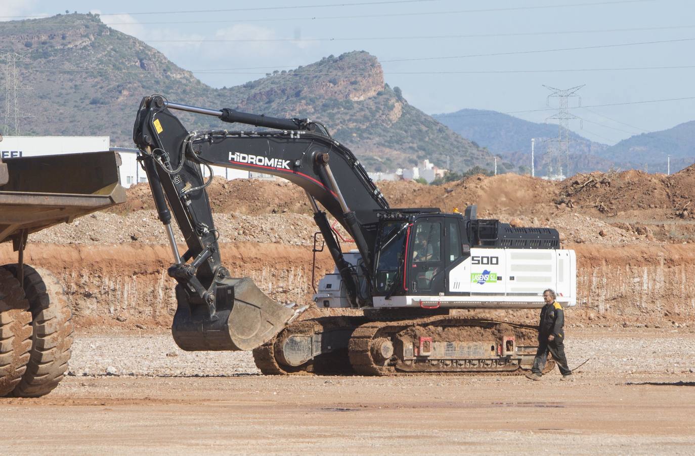 Así avanzan las obras en los terrenos de Volkswagen en Sagunto