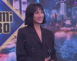 Aitana, junto a Miguel Bernardeau.