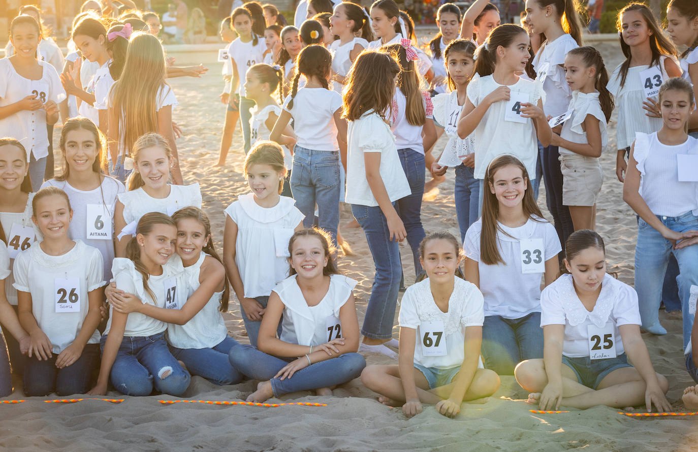 Playbacks y juegos para las candidatas a fallera mayor infantil de Valencia 2024