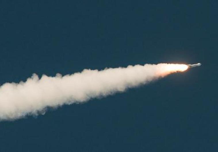 El cohete Atlas V de United Launch Alliance que transporta la nave espacial Origins, Spectral Interpretation, Resource Identification, Security-Regolith Explorer (OSIRIS-REx) de la NASA despega del Complejo de Lanzamiento Espacial 41 en la Estación de la Fuerza Aérea de Cabo Cañaveral.