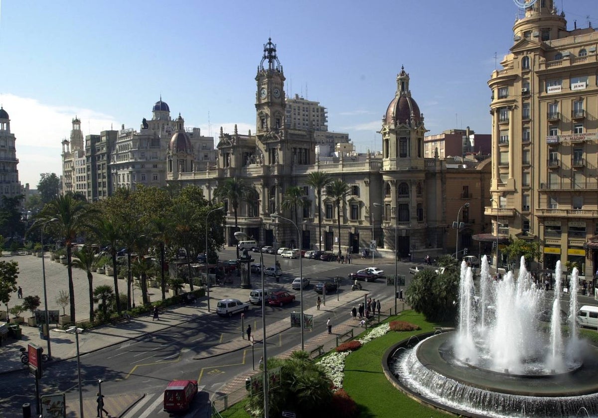 Imagen de la plaza del Ayuntamiento de Valencia.