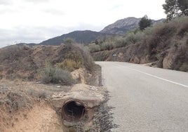 La carretera CV-622 de acceso a Beniatjar.