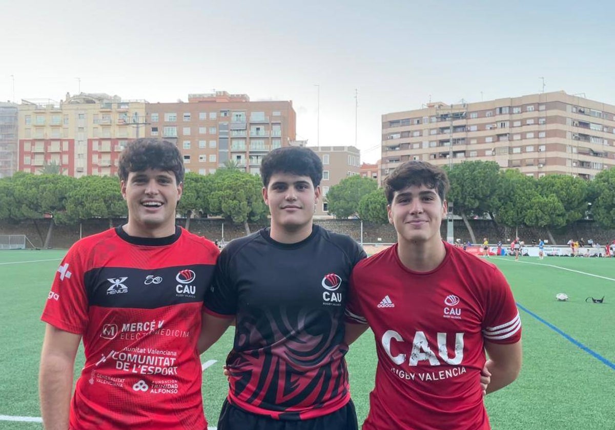 Los hermanos Santiago comparten, aún en diferentes equipos, la camiseta del CAU.