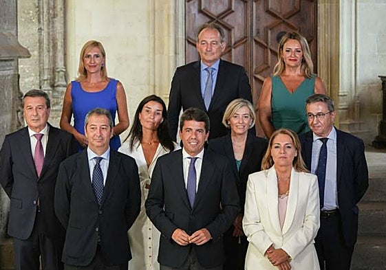 El primer Consell de Carlos Mazón.