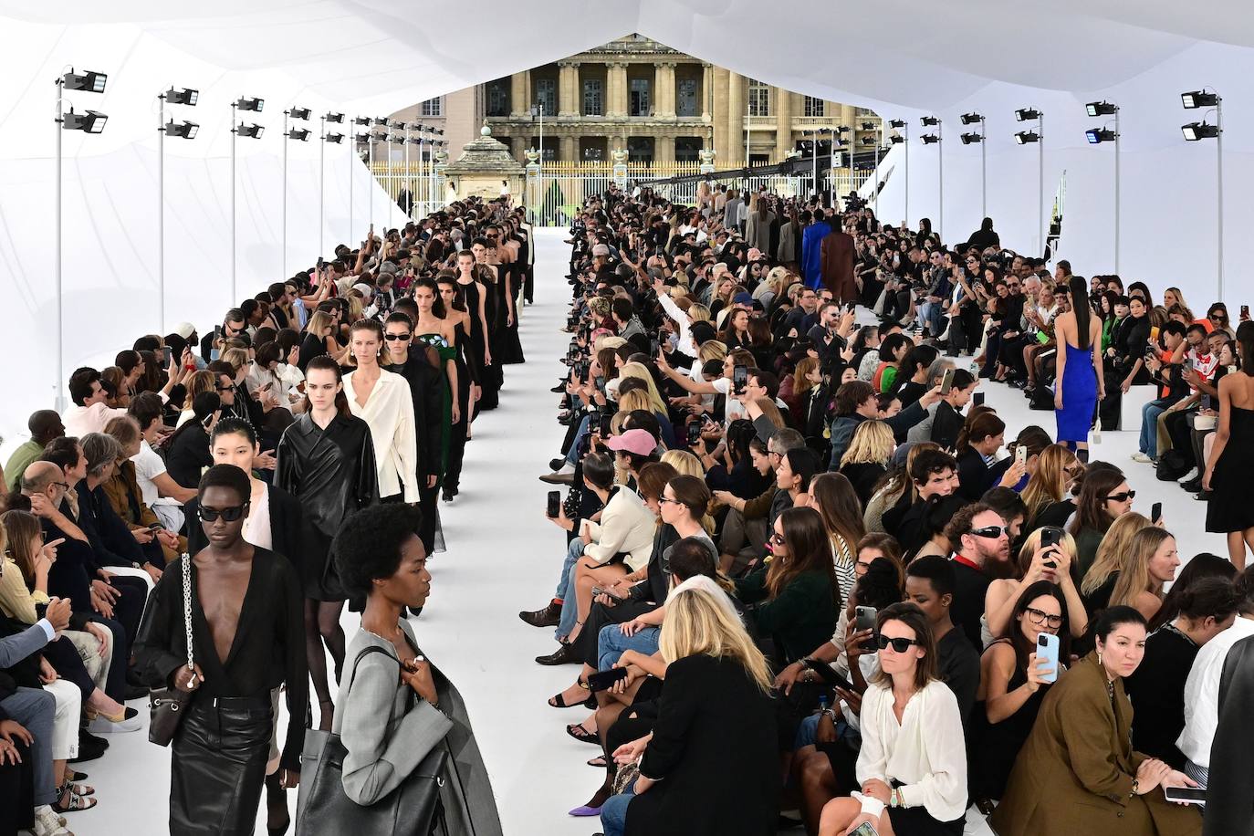 Así están siendo los desfiles de la Paris Fashion Week 2023