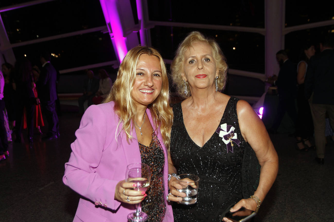 Paula Bellido, presidenta de Sant Bult y Ana Falero, clavariesa mayor