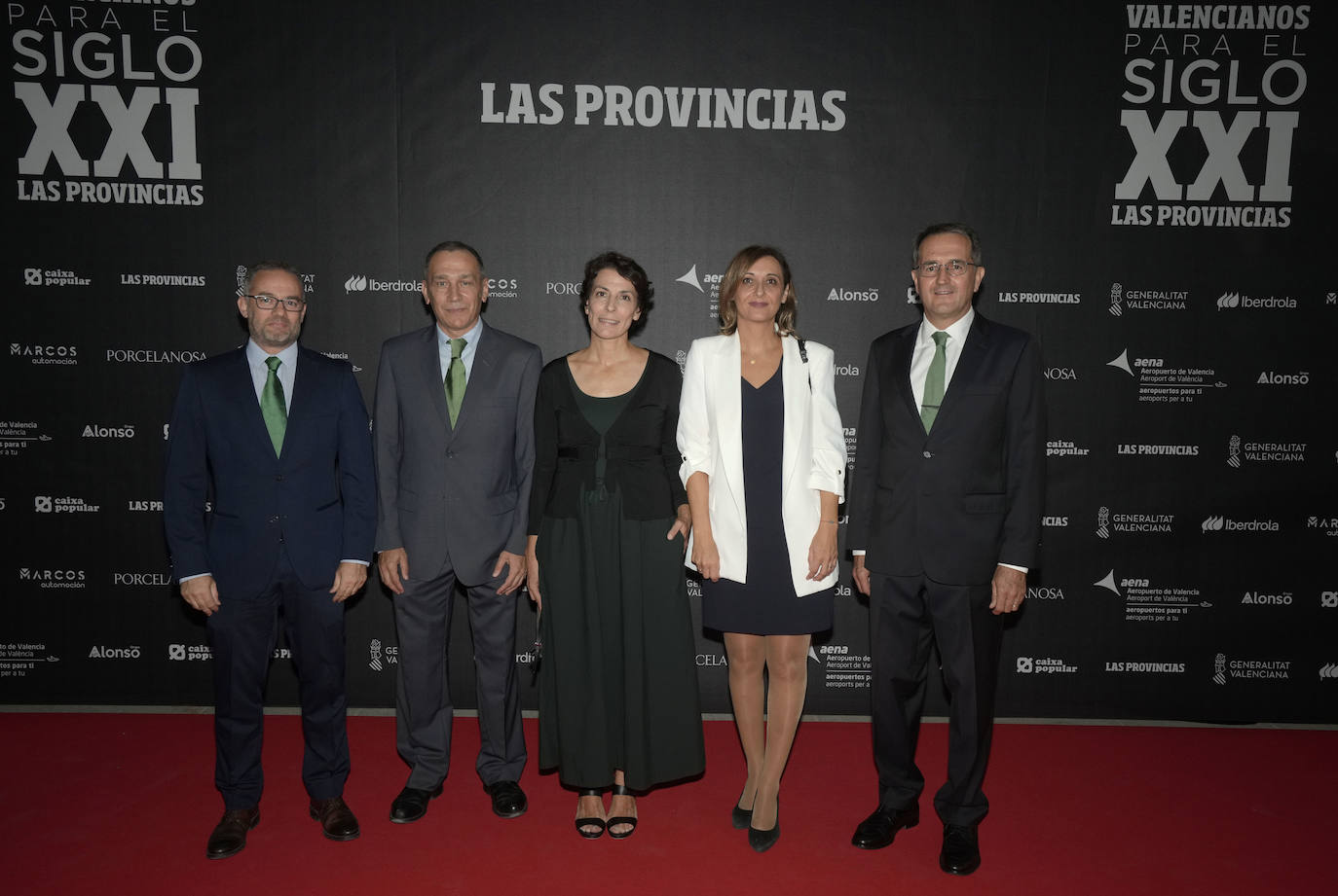 Juanjo Mira, dircom de Iberdrola; Enrique Planells, gerente de Grandes Clientes, Ana Lafuente, directora de i-DE, Sandra Machirán de Renovables, y Joaquín