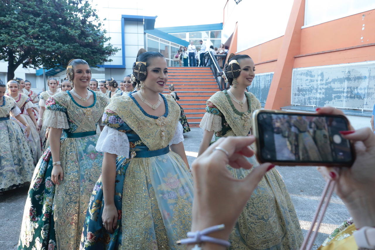 Gala fallera de la Fonteta: elección de las cortes y candidatas a falleras mayores de Valencia 2024