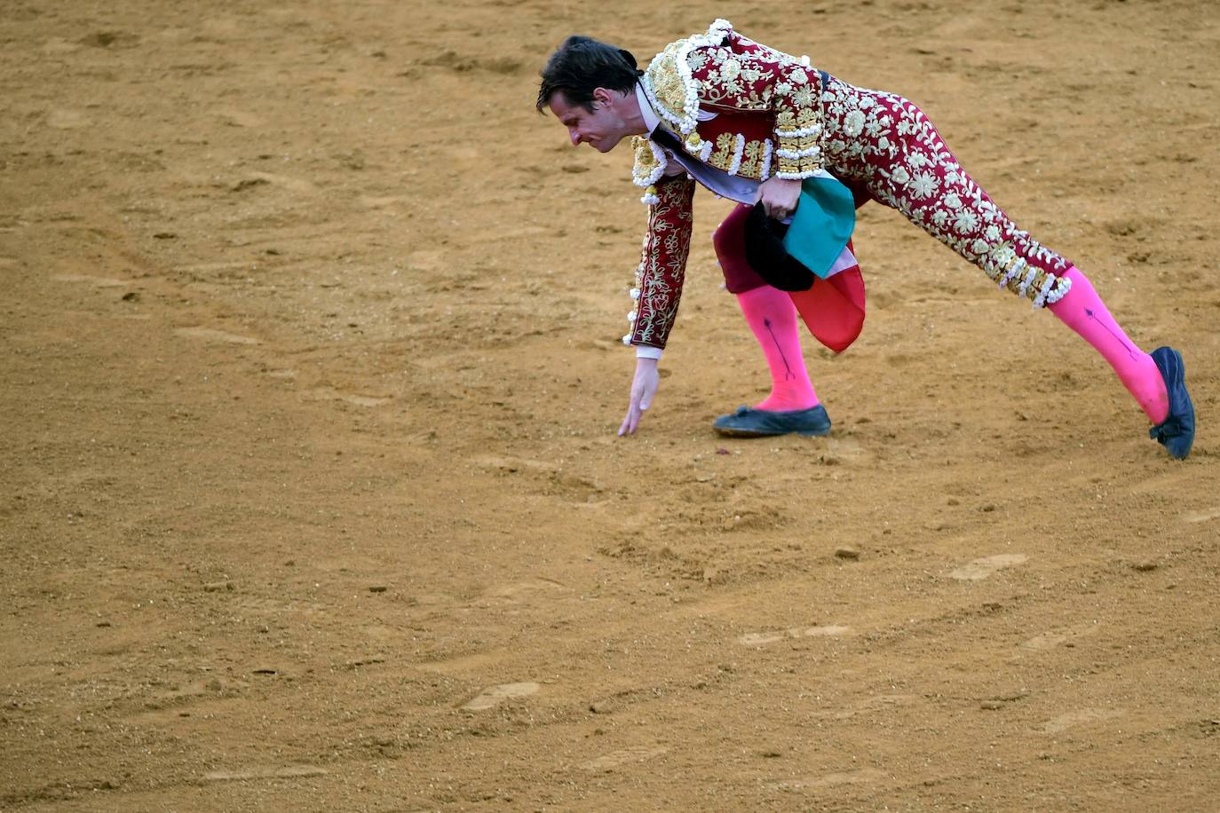 El Juli se corta la coleta en Sevilla