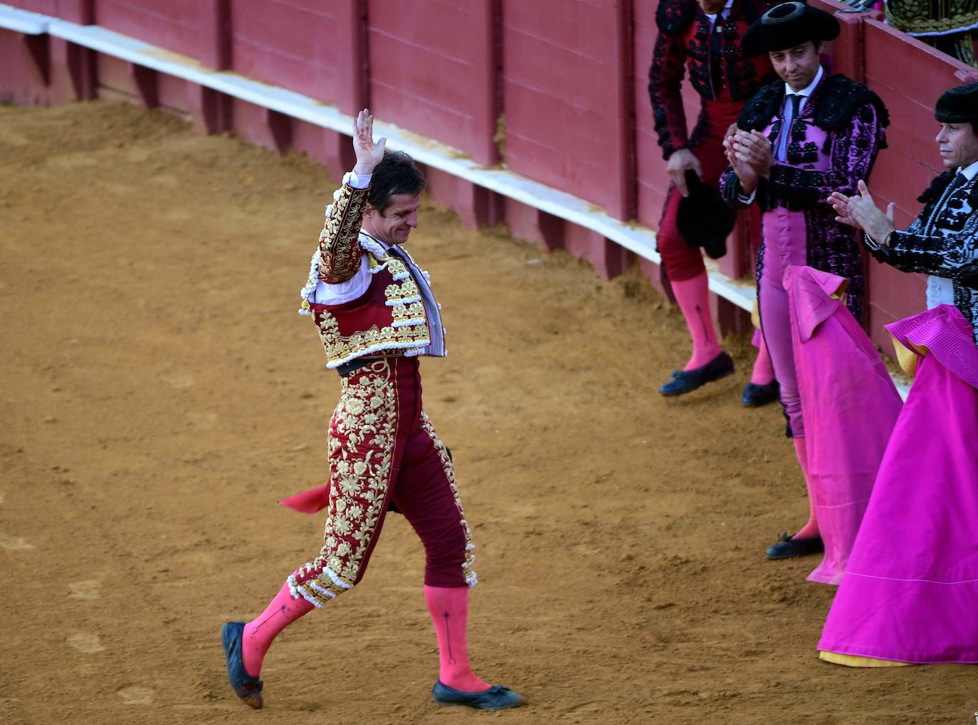 El Juli se corta la coleta en Sevilla