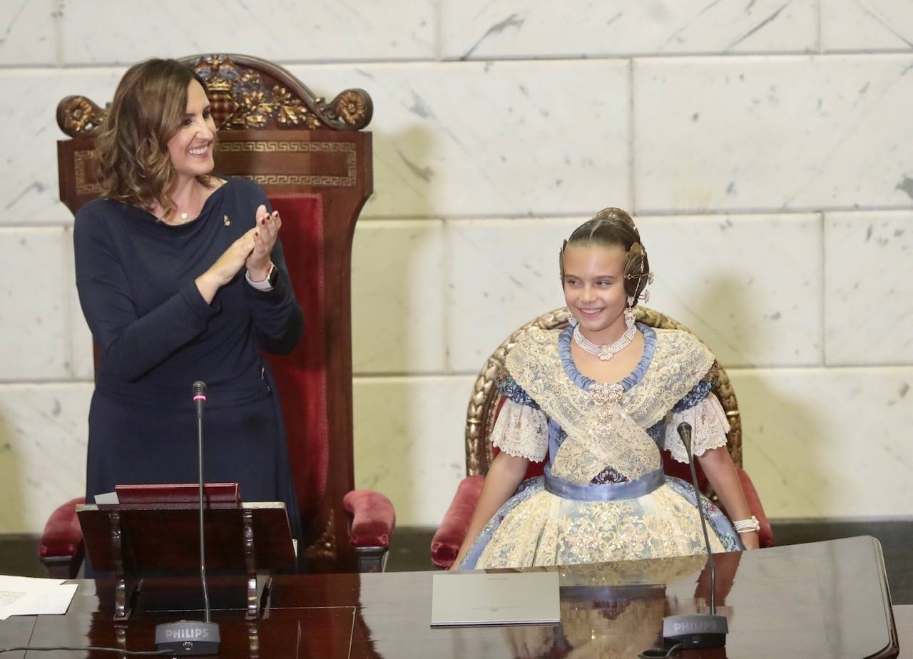 La proclamación de las nuevas falleras mayores de Valencia, en imágenes