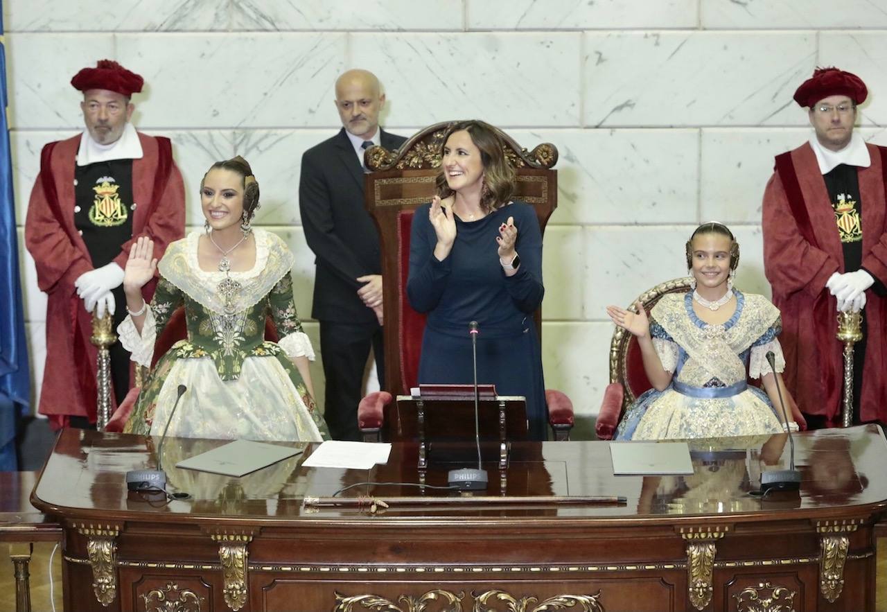 La proclamación de las nuevas falleras mayores de Valencia, en imágenes