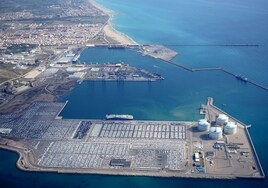 Vista aérea del puerto de Sagunto.