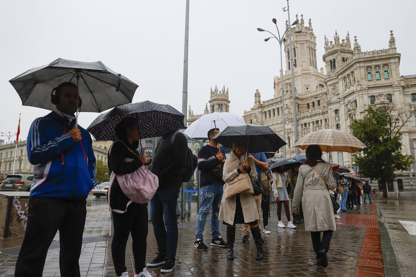 La lluvia cae en madrid desde esta mañana.