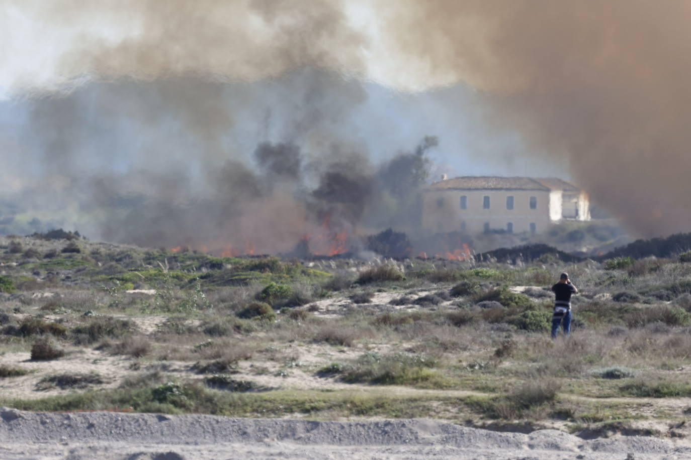 Declarado un nuevo incendio en El Saler, el segundo en menos de 24 horas