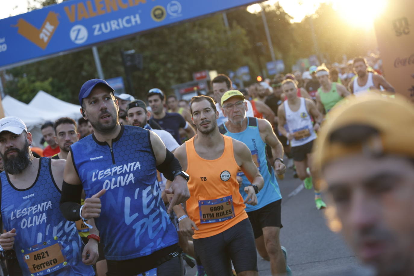 Fotos: las mejores imágenes del Medio Maratón de Valencia 2023