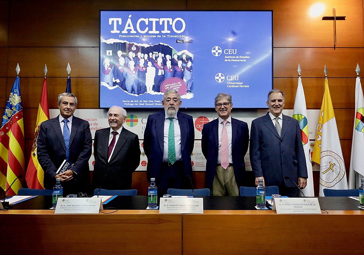 Un momento de la presentación de la obra.