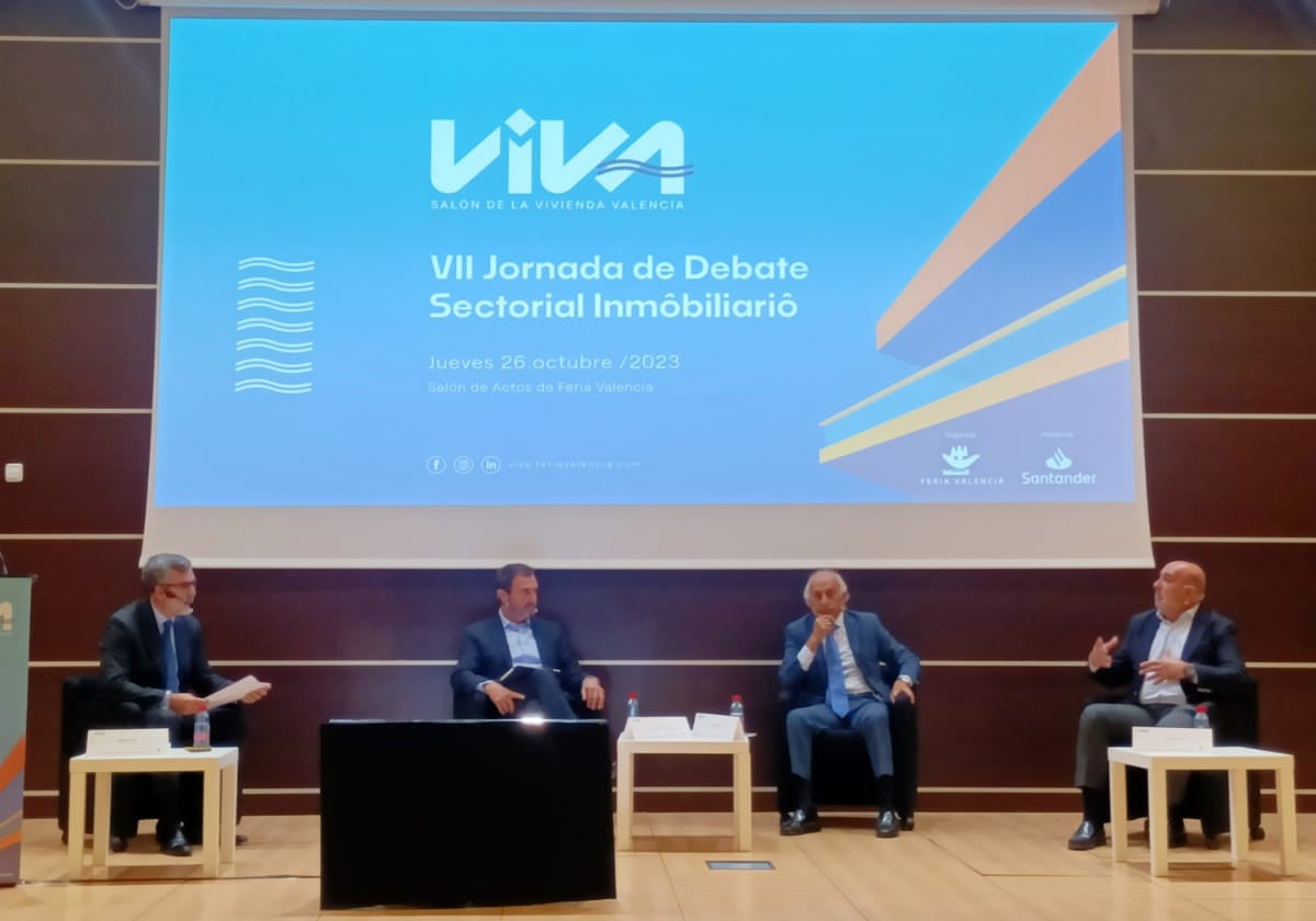 Mesa redonda organizada en Viva.