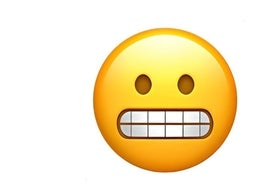 ¿Qué significa la carita con los dientes apretados en WhatsApp?