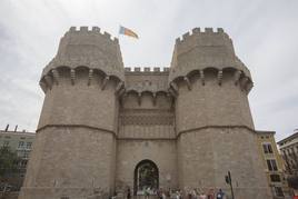 Torres de Serranos de Valencia, visitada cada día por cientos de turistas.