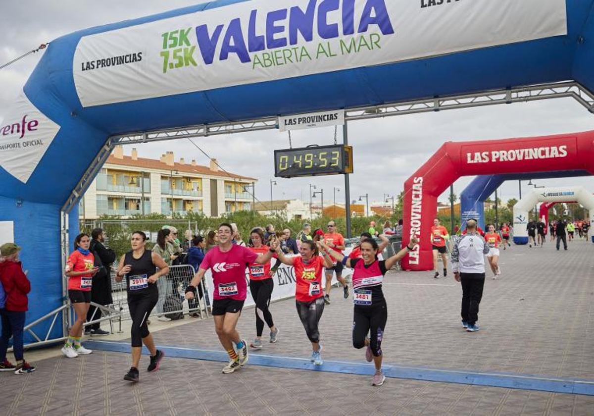 Deportistas populares, en la prueba del año pasado.