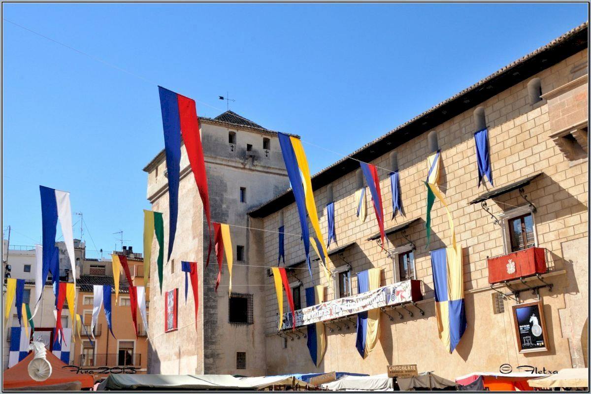 El viento obliga a suspender los actos de estes jueves.