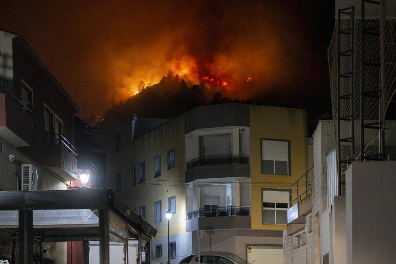 El incendio forestal de Montitxelvo, en imágenes