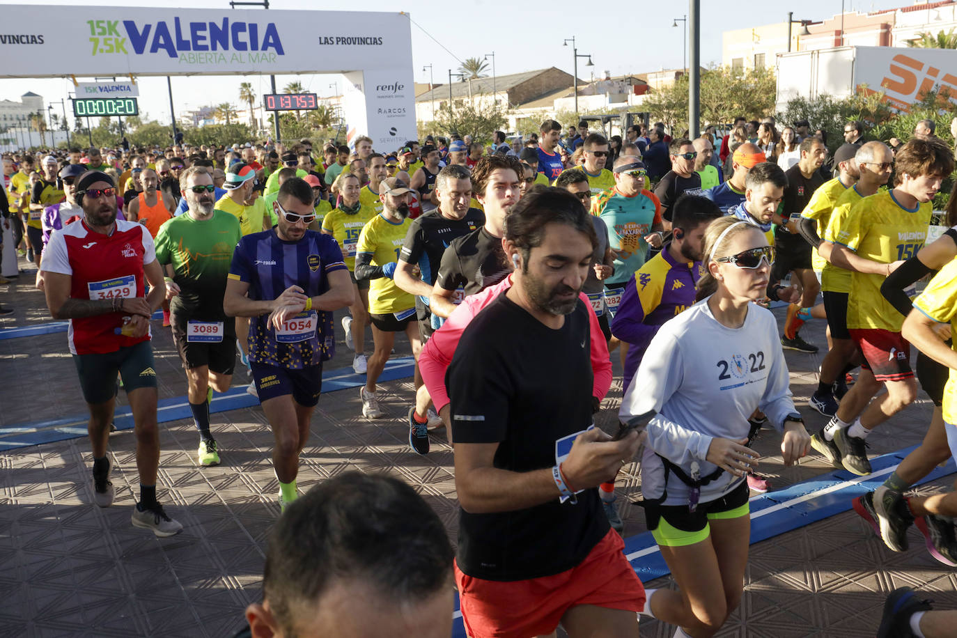 Las mejores imágenes que ha dejado la 15K Valencia Abierta al Mar