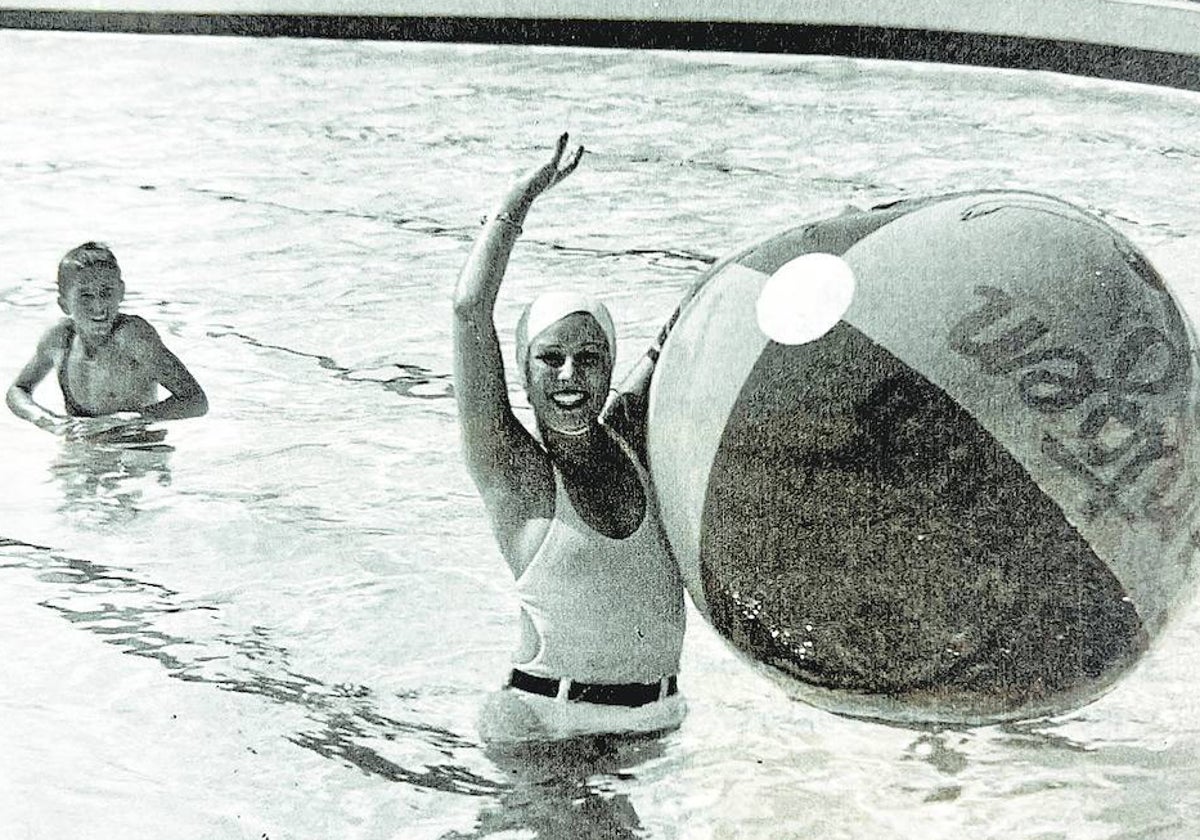 Piscina de Las Arenas en 1934 en una imagen de Enrique Desfilis / Biblioteca Valenciana