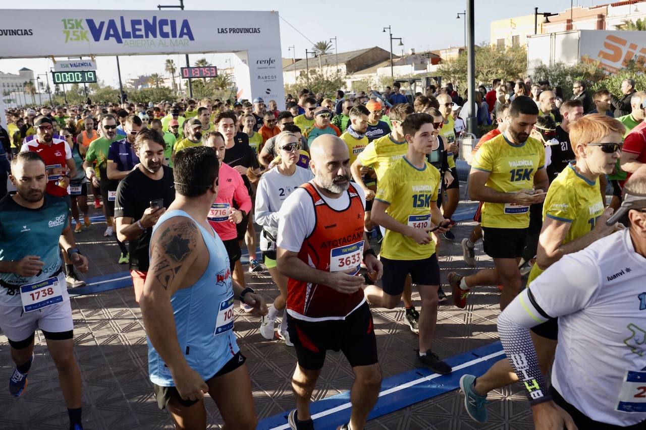 Las mejores imágenes que ha dejado la 15K Valencia Abierta al Mar