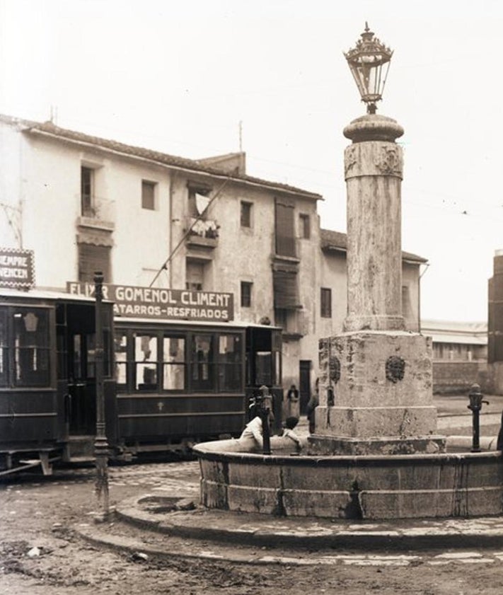 Imagen secundaria 2 - Fotos del archivo de Andrés Giménez y de Semanario Ilustrado.