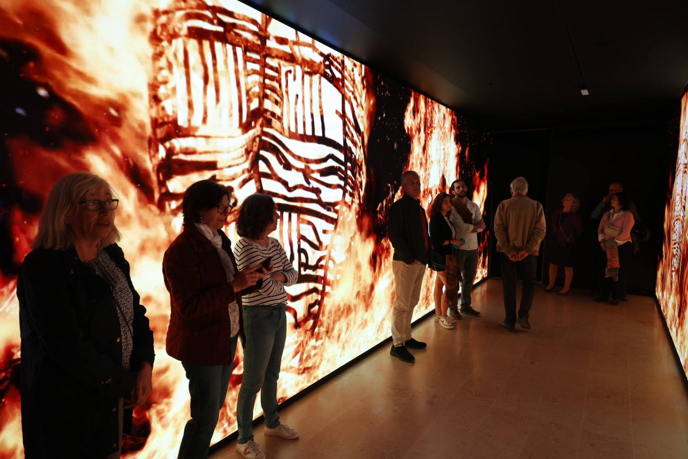 Los primeros visitantes estrenan el Centro de Arte Hortensia Herrero